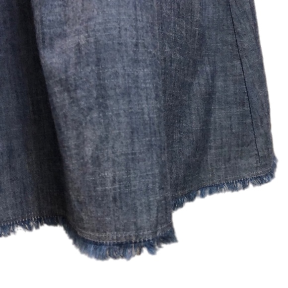 LC Lauren Conrad Chambray Blue Pleated Dress L NWT - Picture 3 of 4
